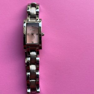 Fossil Silver Band Watch.  Vintage. Circa 2006.  Small Pink Face.